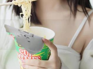 黑料不打烊万里长征观看热门游戏黑料，吃瓜资讯一网打尽