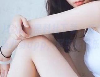 轻松在黑料社下载,打造你的专属娱乐八卦app,尽享吃瓜乐趣!